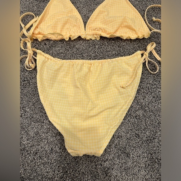 Women’s Yellow Gingham Bikini - Picture 2 of 6